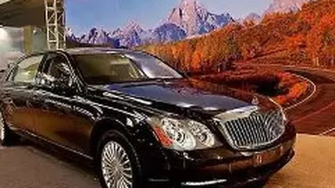 詹姆斯家庭齐聚赛场 支持布朗尼力挺固定项目