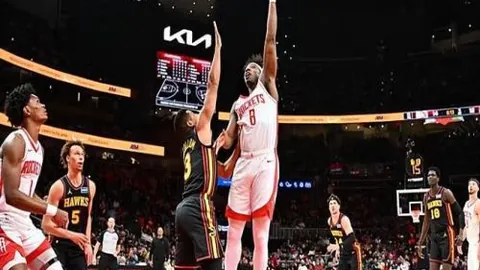 贝林厄姆灵巧过人，精准传球助力队友进球